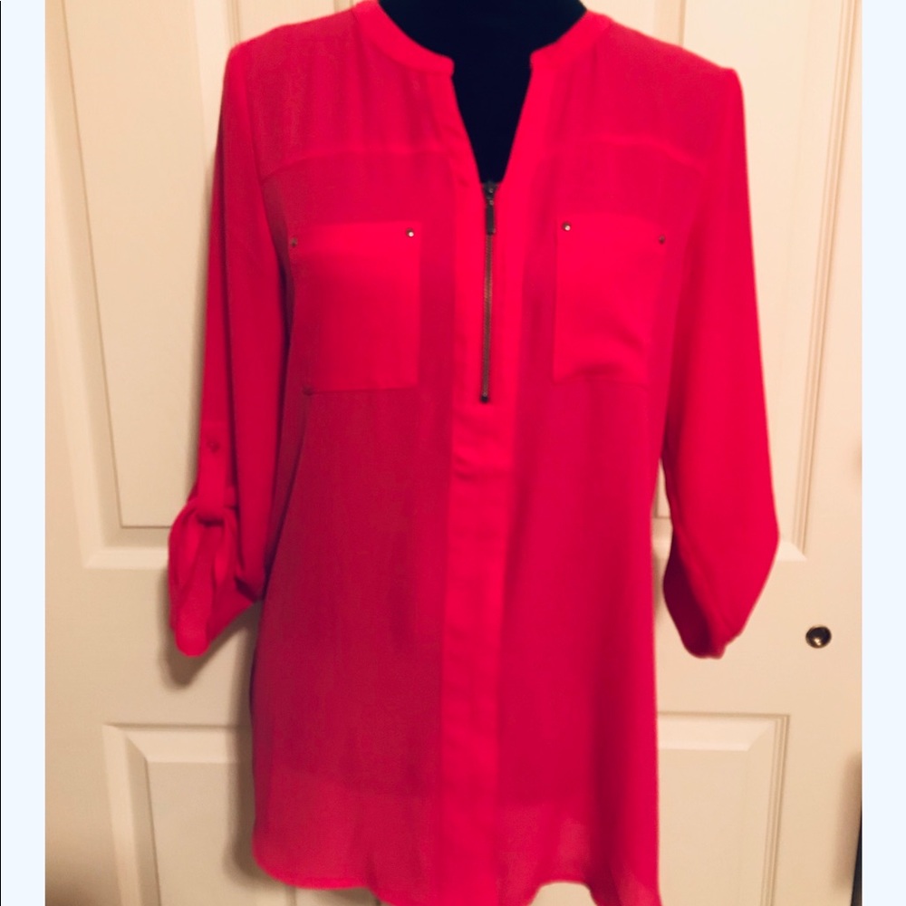 Maurice’s hot pink top NWOT size small